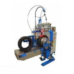 MACHINE AUTOMATIQUE D'INSERTION DE CRAMPONS